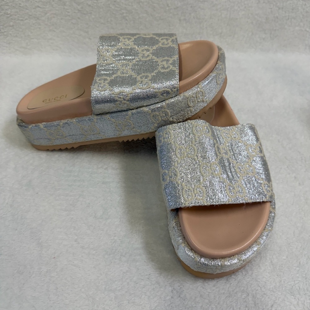 GG Slides - Picture 2 of 10